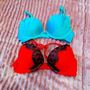 Victoria’s secret bombshell plunge